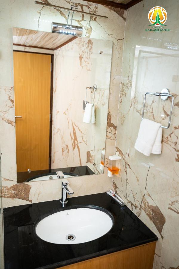 Hotel Kailash Kutee กาฐมาณฑุ ภายนอก รูปภาพ